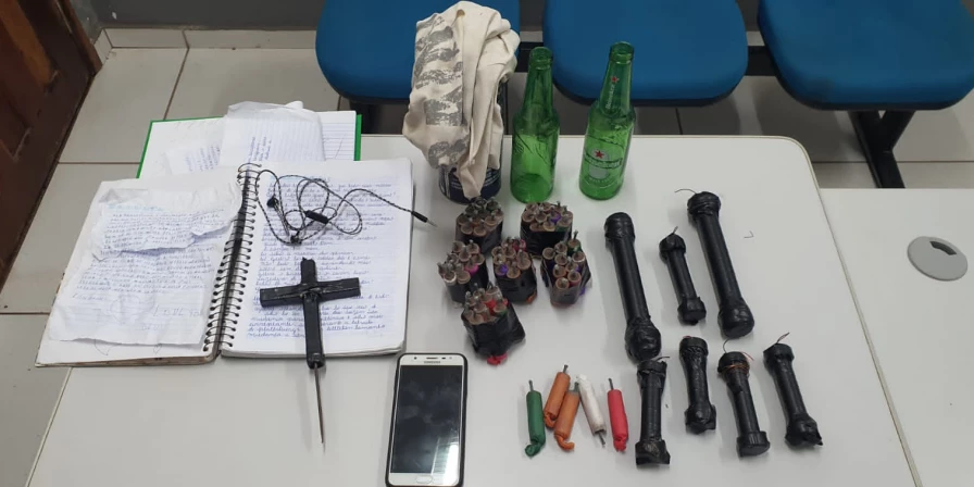 O material apreendido com o adolescente será encaminhado para o ICRIM para ser periciado.