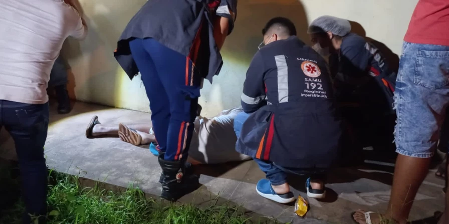Homem foi baleado na cabeça.