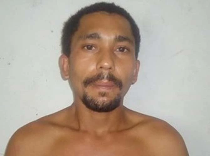 Jailson Sousa foi preso com cerca de R$ 10 mil em notas de cem falsificadas. Foto: Divulgação.