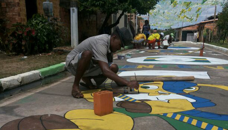 Moradores De Sl Enfeitam Ruas Em Preparacao Para A Copa Do Mundo Imirante Com Moradores De Sl Enfeitam Ruas Em Preparacao Para A Copa Do Mundo Imirante Com