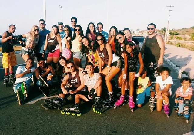 Turma do Amigos do Patins em busca de energia e paixão pelo esporte. Foto: Divulgação