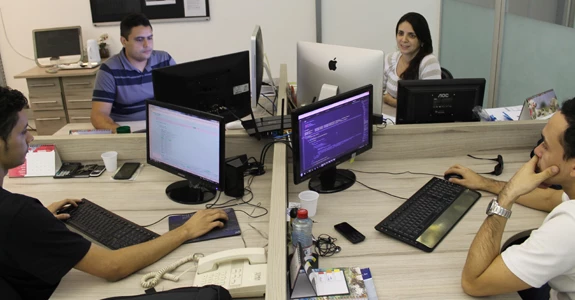 Equipe de web desenvolvimento do Imirante.com. Foto: Luciano Dias/Imirante.com