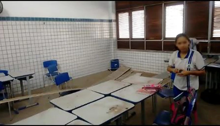 Vídeo mostra confusão em classe após forro desabar. Foto: Reprodução
