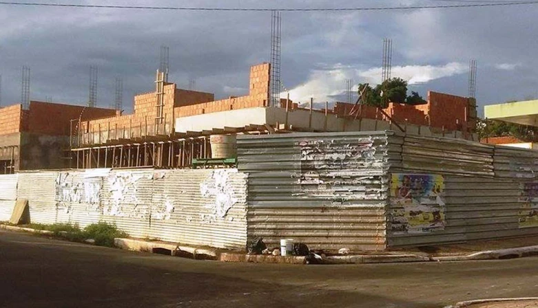 Com investimento em torno de R$ 2 milhões, a construção do novo mercado é resultado de uma parceria.