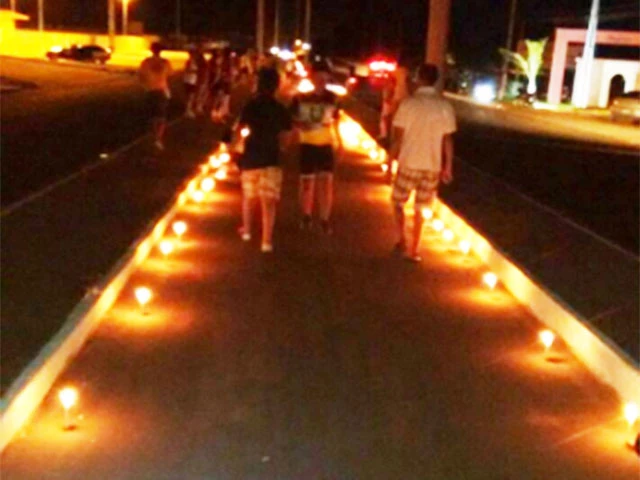 Protesto denominado “Avenida Pedro Neiva de Santana Sou Luz”, realizado na noite dessa segunda(29). (Foto: Divulgação/ Moisés Dias)