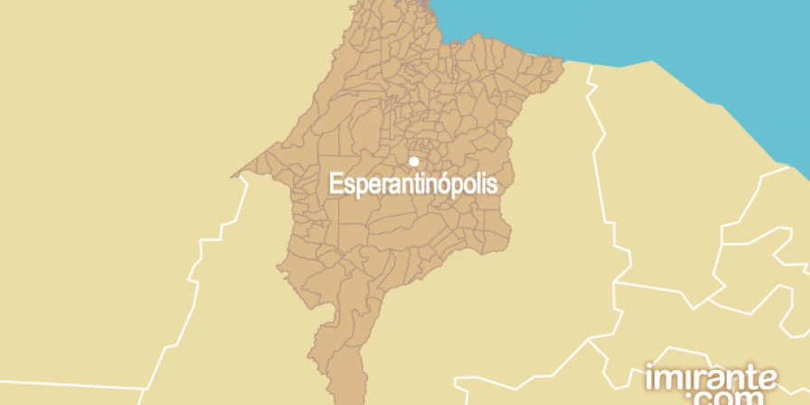 Esperantinópolis fica a 329 km de distância de São Luís.