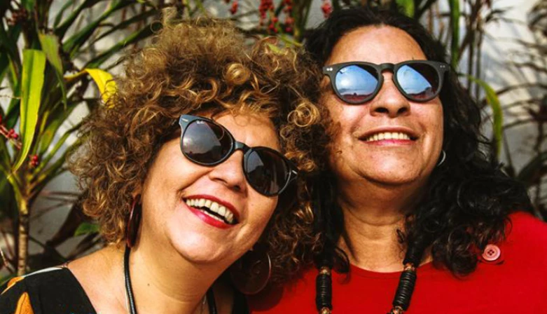 Rita Bennedito e a apresentadora Telma Tavares