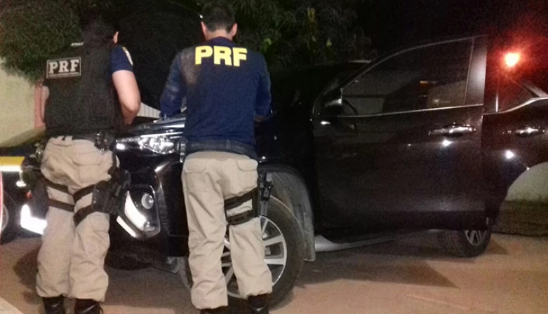 O veiculo havia sido roubado em São Paulo (SP).
