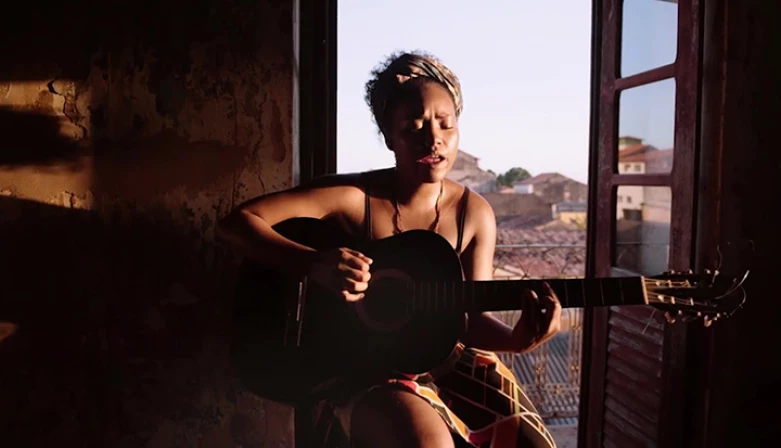 A cantora Núbia.