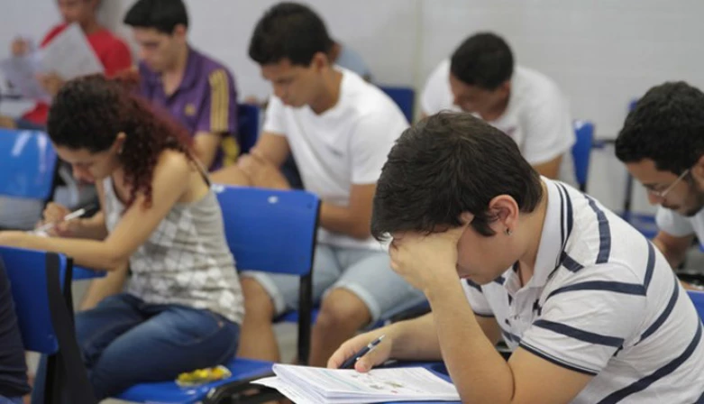 Os novos estudantes do primeiro ano em 2025, ou seja, que entraram no ensino médio neste ano, não estão inclusos no pagamento de fevereiro.