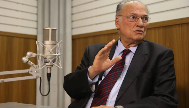 Roberto Freire era contra apoio do partido a Lula