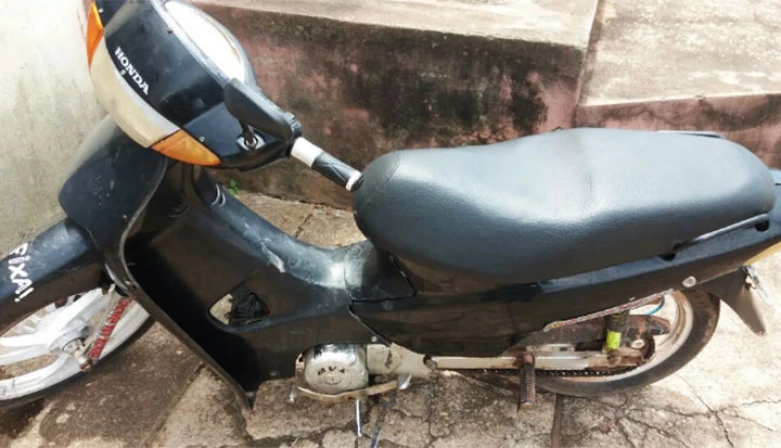 A moto e o condutor foram apresentados no Plantão Central em Imperatriz.