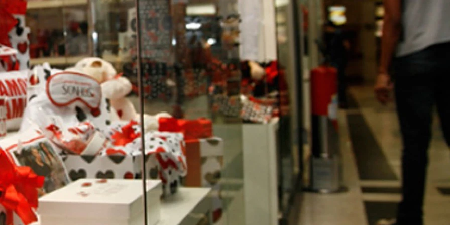 As lojas de shopping lideram a preferência dos consumidores, com 46,3% das intenções de compra.