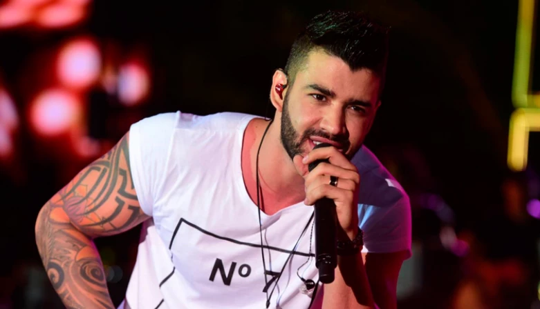 Gusttavo Lima vence processo por número de celular citado em música