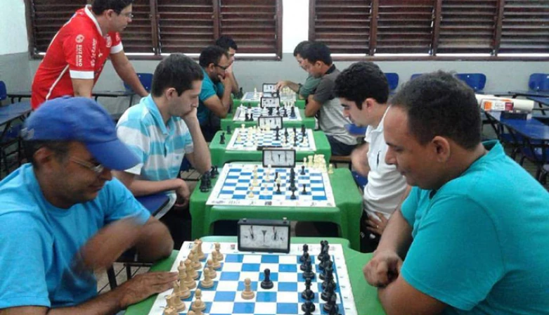 Evento segue até domingo.