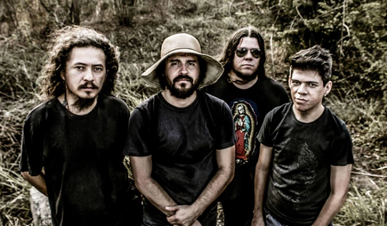 A banda atualmente divulga o álbum "Totem", lançado no ano de 201