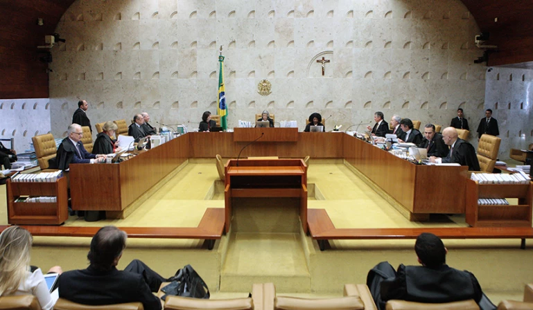 O julgamento começou na semana passada e foi retomado na sessão nesta quarta-feira (4).