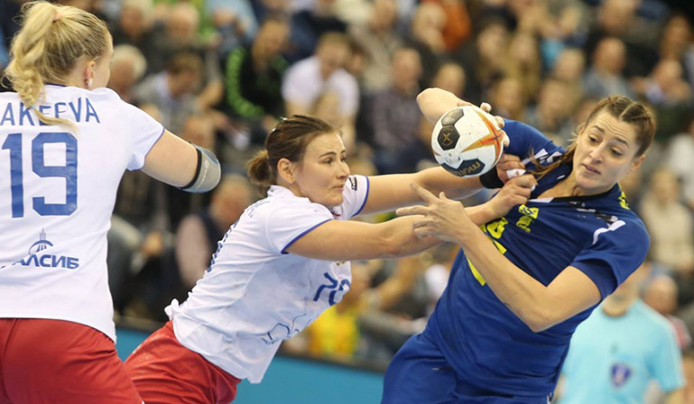 Brasil joga bem e empata com as russas no handebol feminino