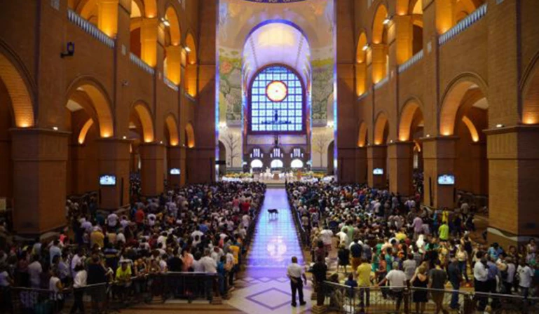 Santuário Nacional dedicado à santa fica no interior de São Paulo.