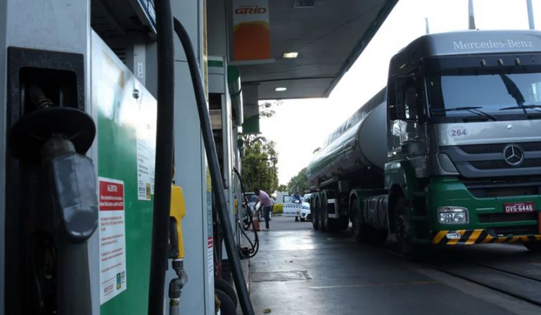 Novos preços para o óleo diesel devem impactar o consumidor nas bombas.