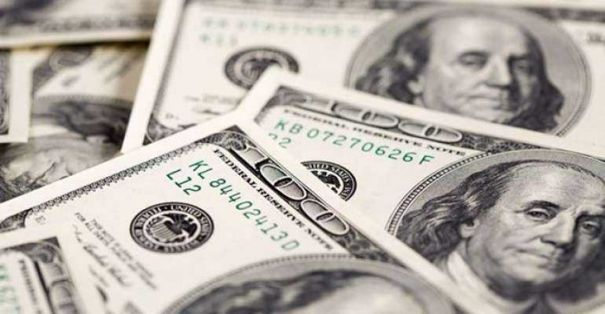Dólar cai para R$ 5,56; Haddad atribui redução a comunicação bem-feita