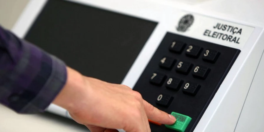 Os casos mais comuns de assédio eleitoral acontecem no ambiente de trabalho.