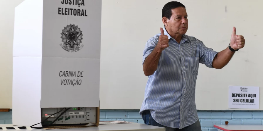 Candidato a vice-presidente da República na chapa de Jair Bolsonaro (PSL), general Hamilton Mourão (PRTB).