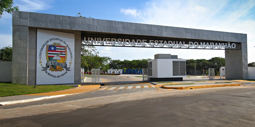 A organização do certame orienta os candidatos a chegarem com, no mínimo, uma hora de antecedência, pois às 13h os portões de acesso serão fechados.