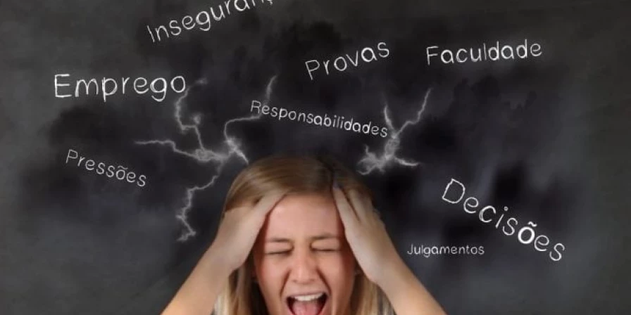 Dependendo do grau de ansiedade, a mente não para de martelar pensamentos ruins e negativos.