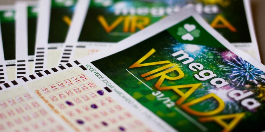 Números sorteados na Mega da Virada 2020 em dezembro último foram: 17 - 20 - 22 - 35 - 41 e 42.