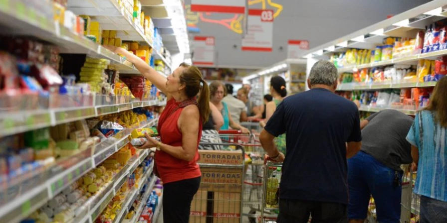 As grandes varejistas vêm enfrentando um considerável aperto financeiro, devido à concorrência.