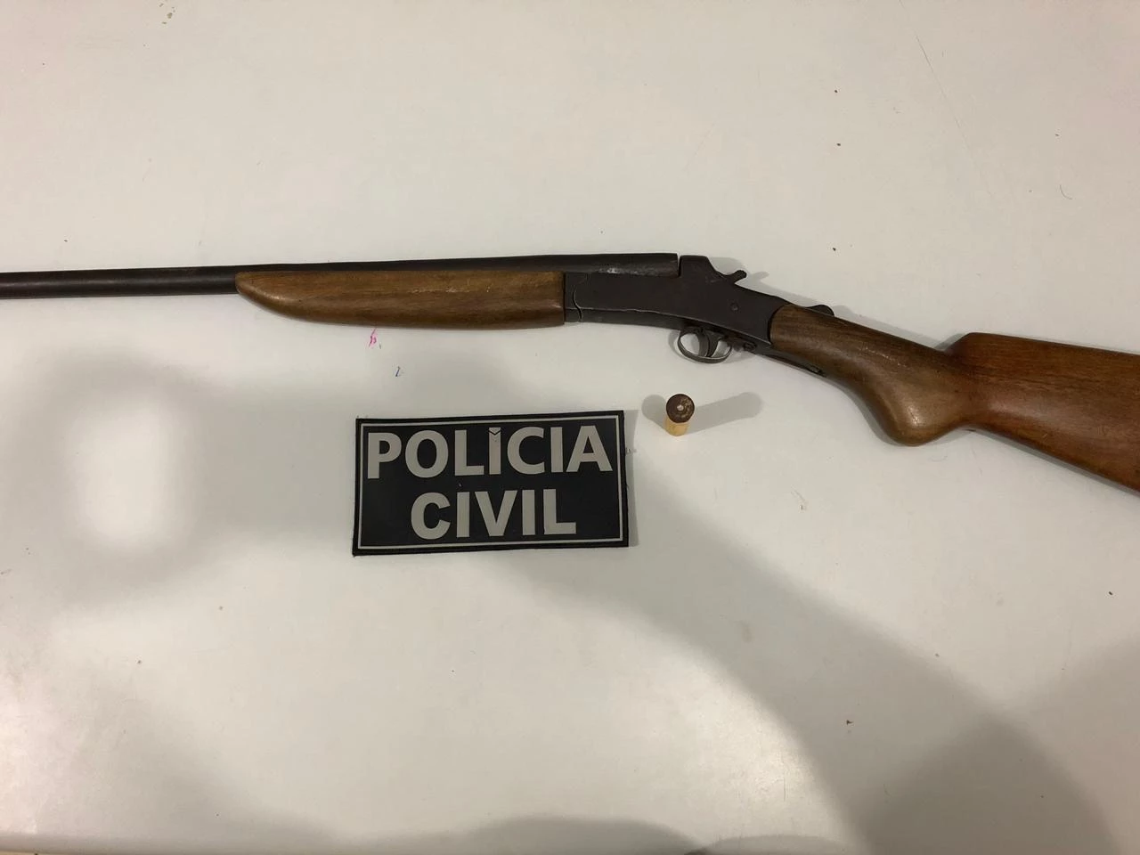 Arma de fogo apreendida. / Foto: Divulgação.