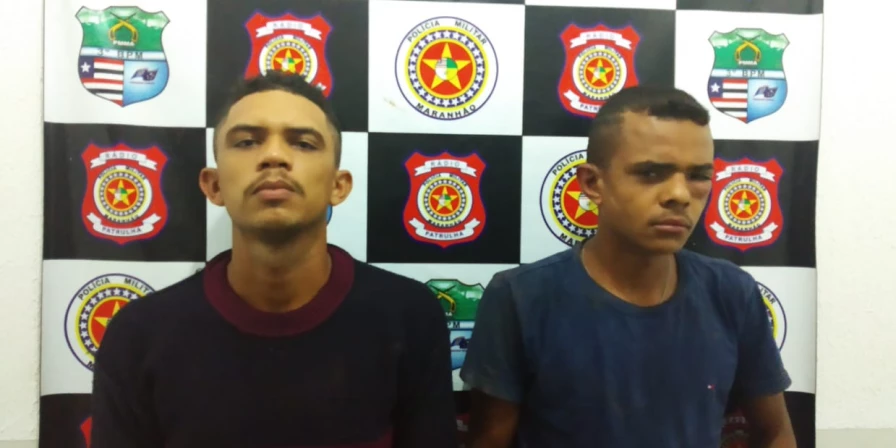 A dupla foi identificada como João Erick Sousa da Costa, de 21 anos, e Alex Sousa Correia, 19 anos.