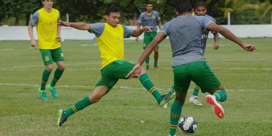Treino do Sampaio Corrêa.