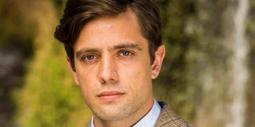 Danilo (Rafael Cardoso).
