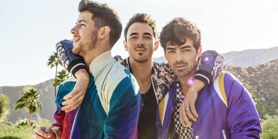 Jonas Brothers anunciam novo álbum.
