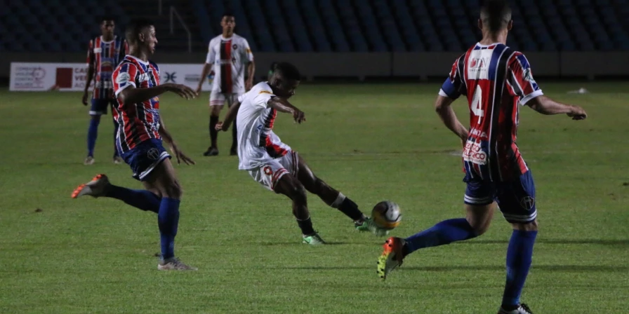 Moto Club e Maranhão Atlético se enfrentarão em uma das semifinais do Estadual.