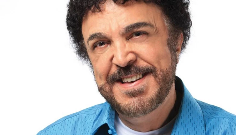 O cantor e compositor Luiz Ayrão lança o disco ''Um samba de respeito'' na próxima sexta-feira, 24 de maio — Foto: Luis França (Agência Tobias) / Divulgação