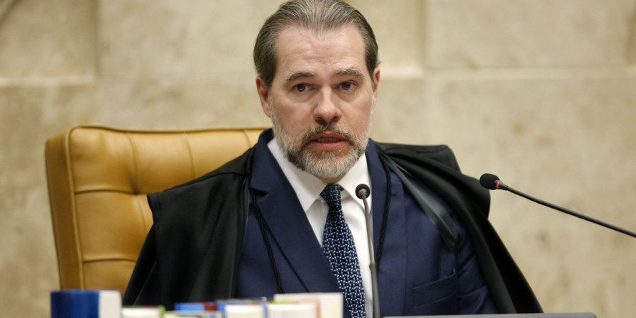 STF reage ao Planalto