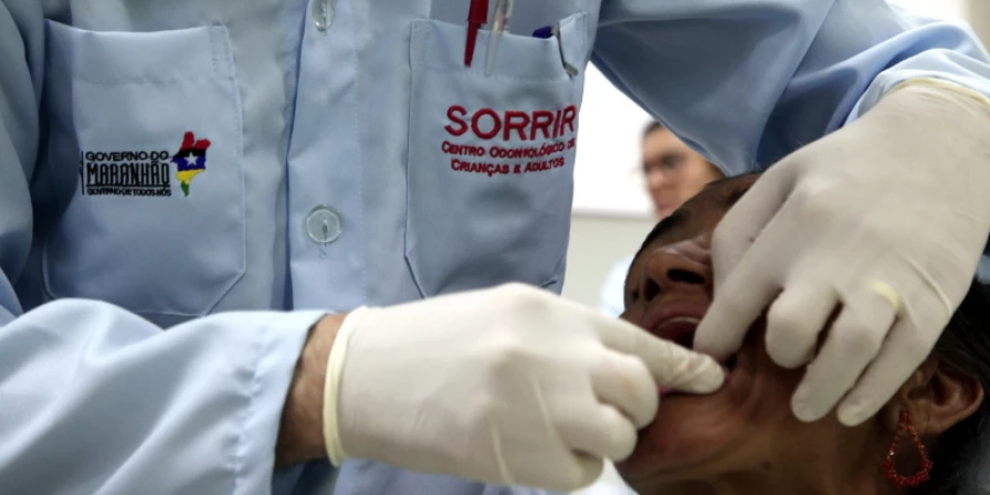 Dentistas prestam serviços na unidade de Especialidades Odontológicas (Sorrir), em São Luís.