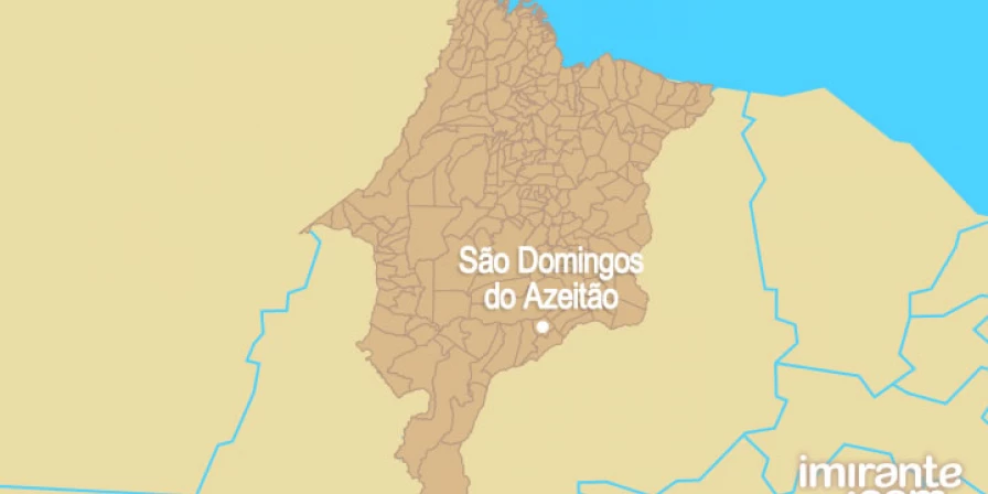 São Domingos do Azeitão fica a 607 km de distância de São Luís.