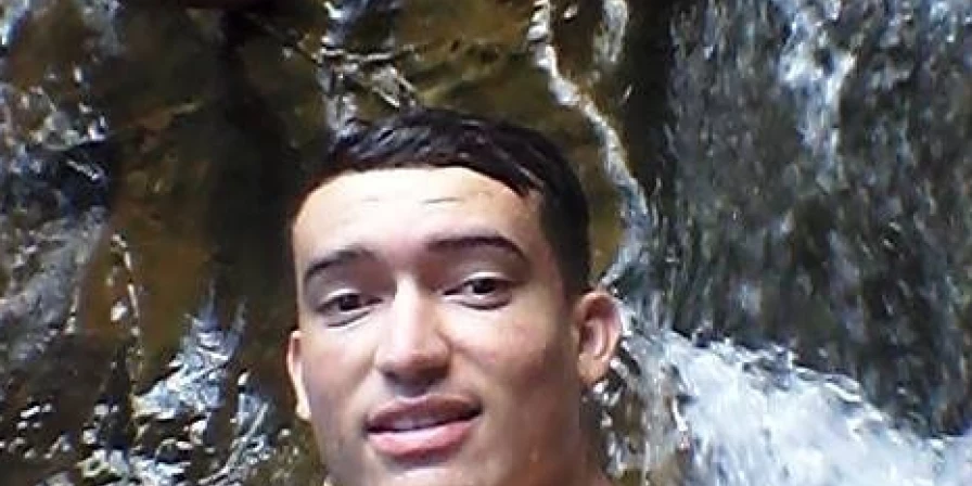 Wanderson Monteiro dos Santos Silva, foi assassinado dentro de uma loja de celulares, na cidade de Imperatriz.
