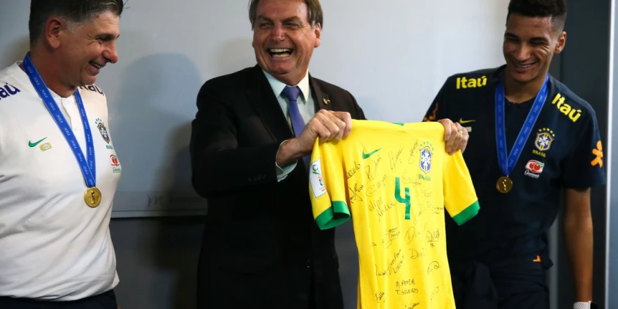 Bolsonaro almoçou com os atletas em um hotel na capital federal.