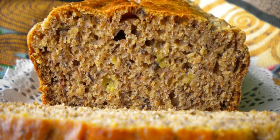 Pão de banana integral caseiro