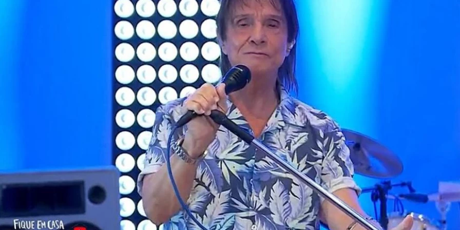 O Rei Roberto Carlos.