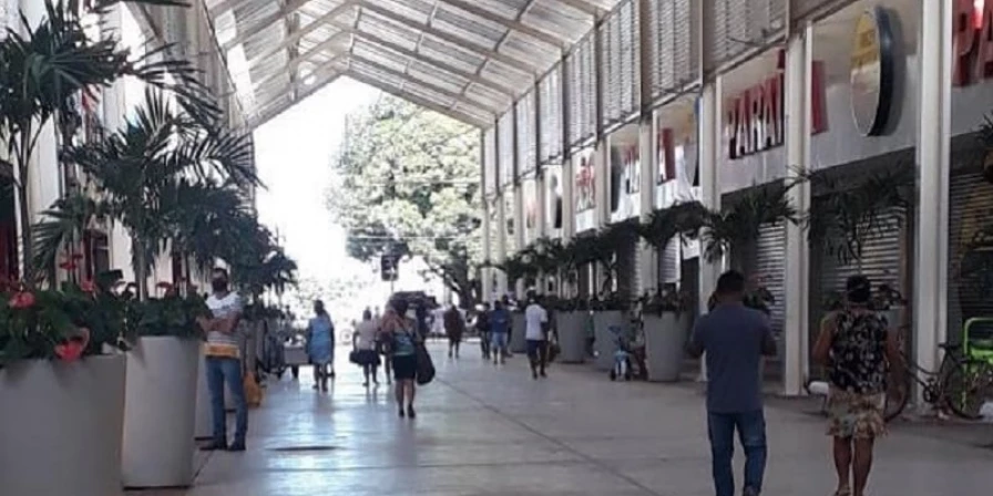 Comércio vair seguir o protocolo sanitário de higiene e distanciamento social.