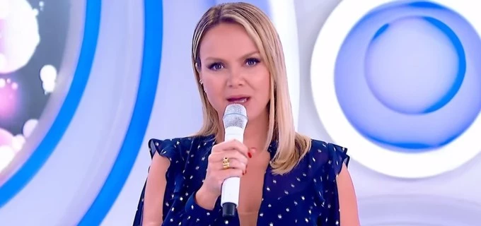 Pai da apresentadora está hospitalizado em uma Unidade de Terapia Intensiva (UTI).