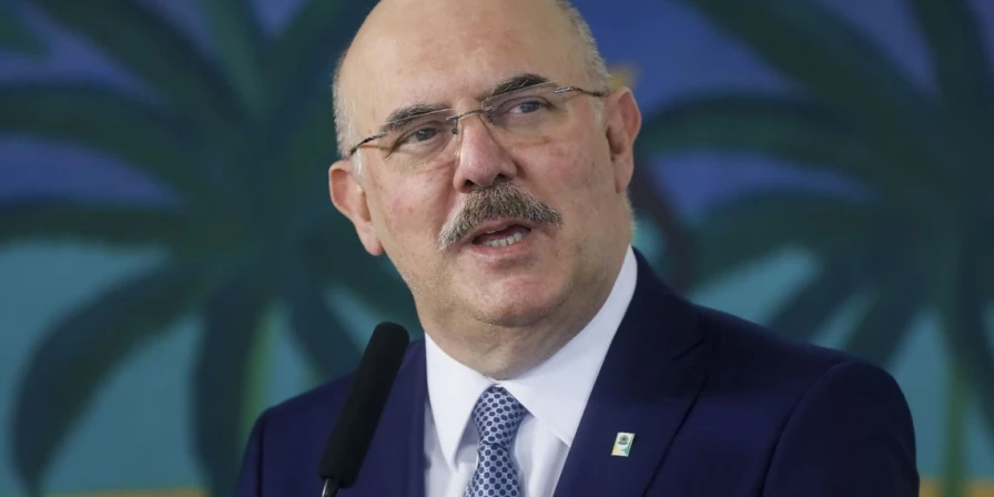 Milton Ribeiro será convocado por membros da Comissão de Educação da Câmara dos Deputados