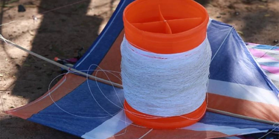 O cerol é uma substância produzida com vidro moído e cola.