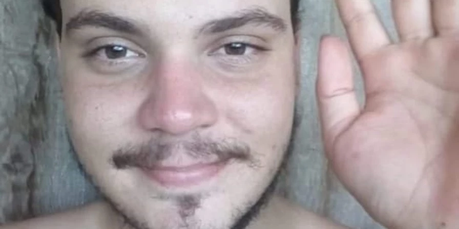 Cantor sofreu acidente aéreo e foi encontrado vivo após 24 dias desaparecido em Mato Grosso.